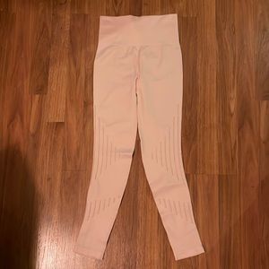 High waisted leggings